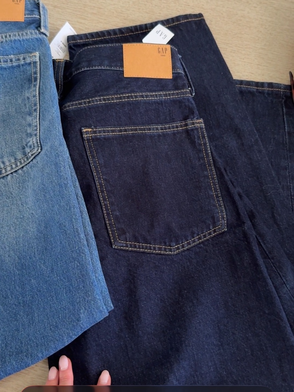 HAILEY BEIBER X GAP BAGGY JEANS SIZE 24